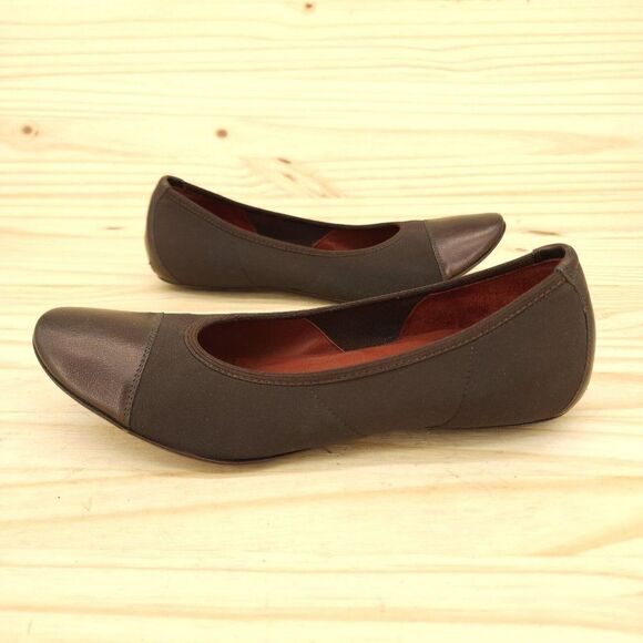 Donald Pliner Couture Womens Ballet Flats 7 Brown Cap Toe Slip On Shoes Office - Picture 1 of 10